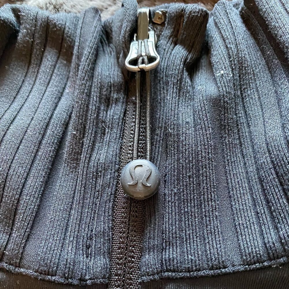Zippered Reversible Lululemon Jacket - Picture 2 of 5